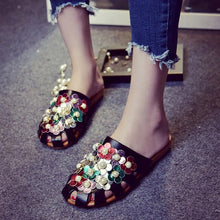 Load image into Gallery viewer, 2019 New Women Pearl Hollow Out Summer Slippers